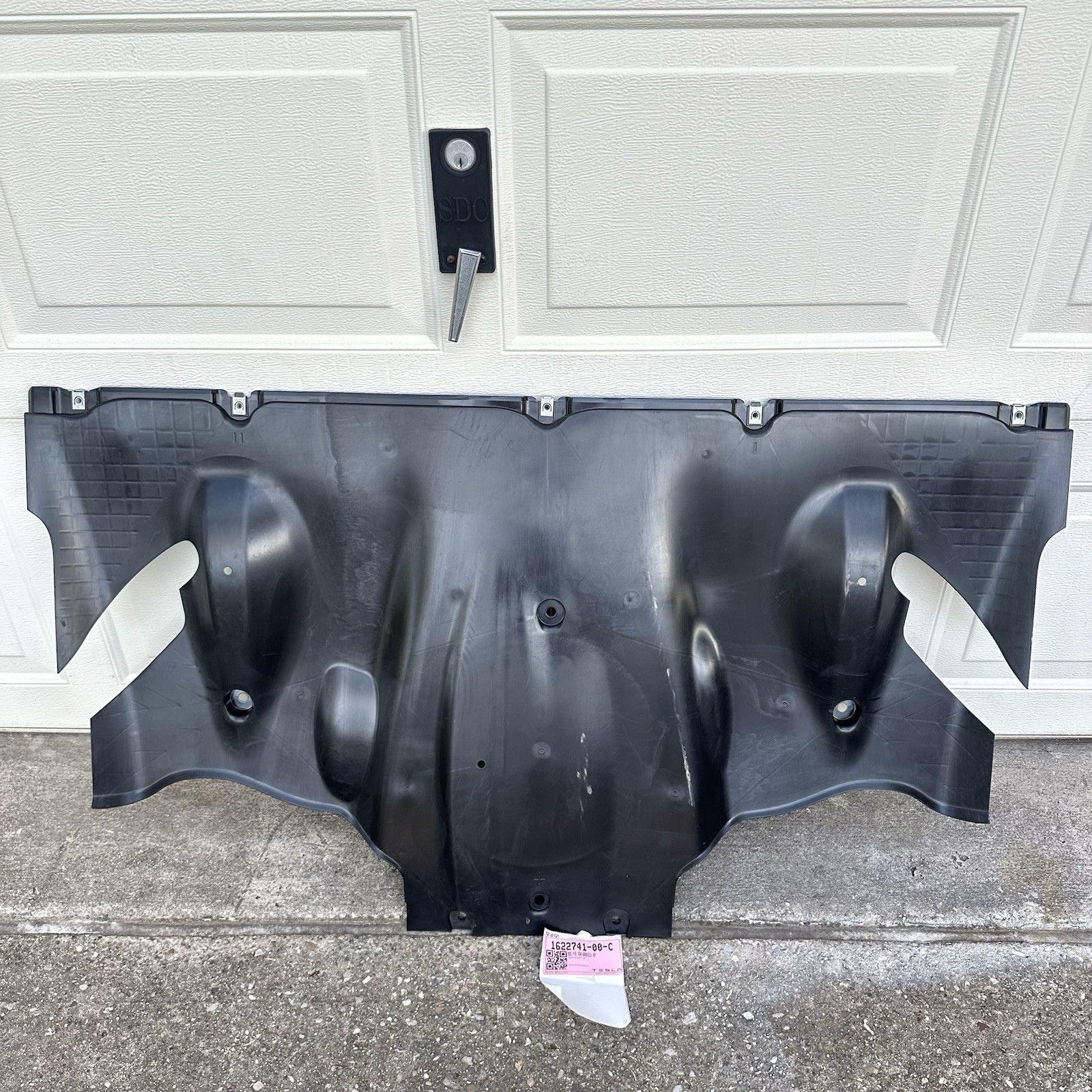 2020-2024 TESLA MODEL Y REAR UNDER BODY AERO SHIELD COVER 1622741-00-C OEM NEW