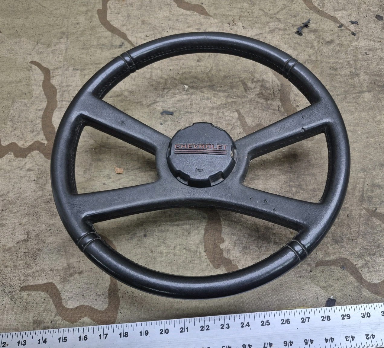 1988 1994 88 94 Chevy Tahoe Blazer Truck Van Black Steering Wheel 17985518 1988 1994 88 94 Chevy Tahoe Blazer Truck Van Black Steering Wheel 17985518