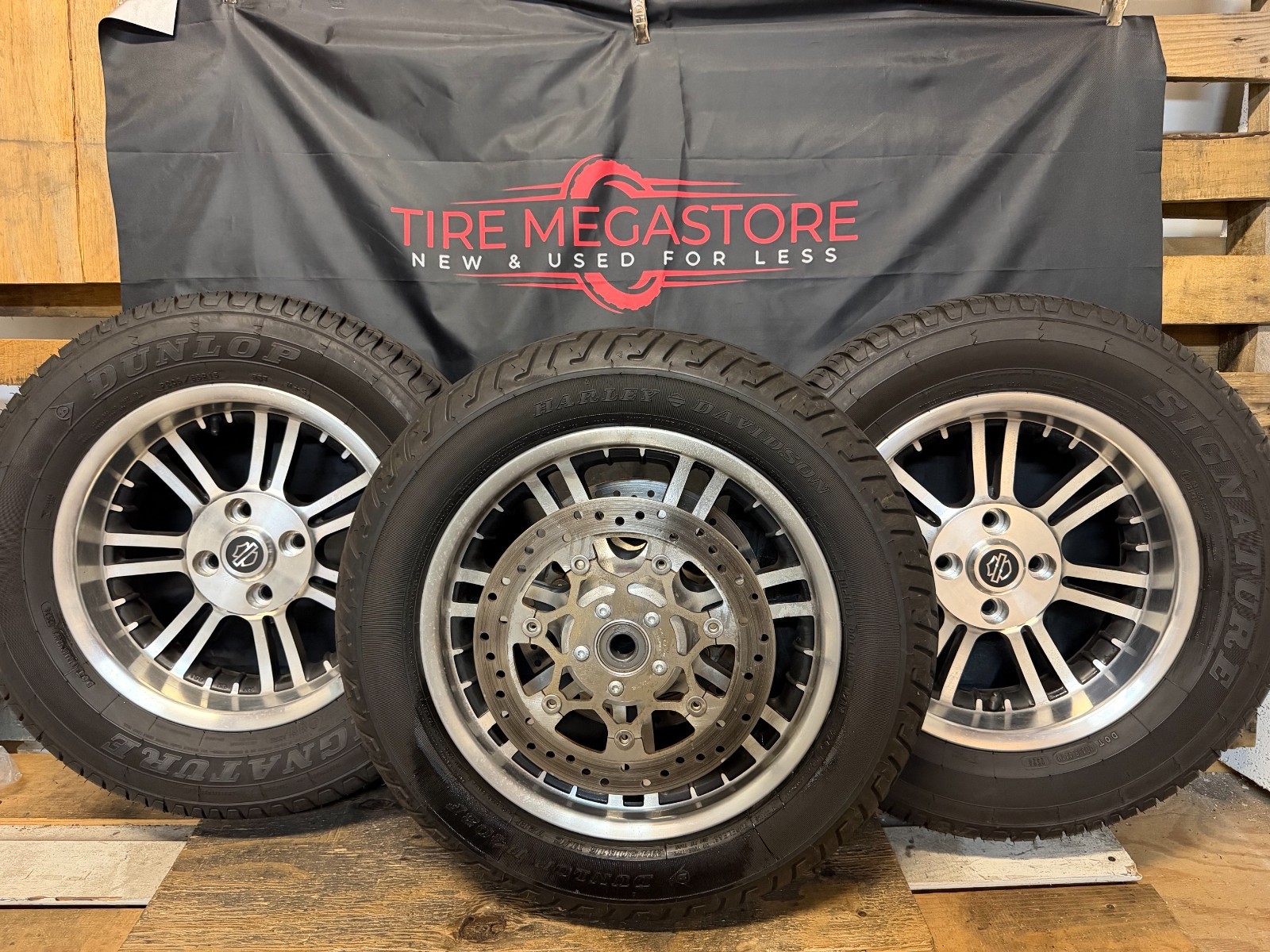 Take-off Harley Davidson Tri-Glide Wheels, Tires, & Rotors TRI-4092-16-15-15-3
