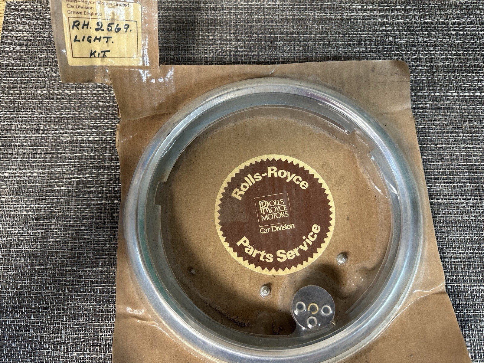 Vintage Rolls Royce Headlight Trim Ring Kit 2569 RH Side Unknown Application Vintage Rolls Royce Headlight Trim Ring Kit 2569 RH Side Unknown Application