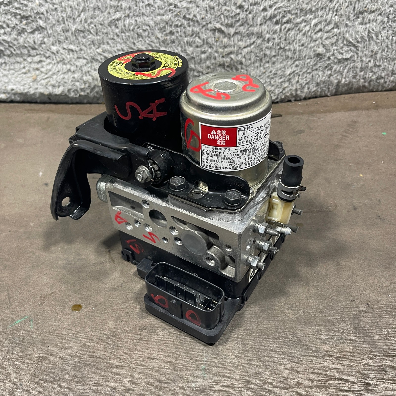 2007-2011 Toyota Camry ABS Hybrid Anti-Lock Brake Pump Assembly 44510-30290