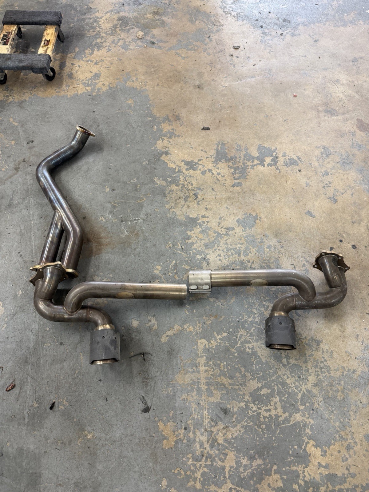Fabspeed GT4 718 Porsche muffler exhaust