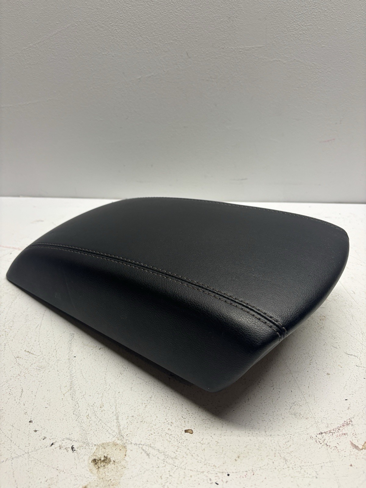 2015-2020 Ford Edge Center Console Cover Armrest Lid OEM BLACK