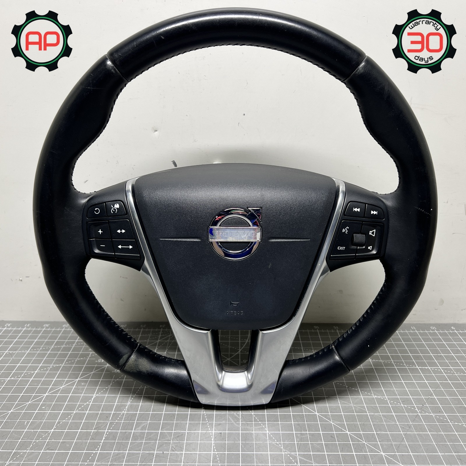 14-18 VOLVO S60 FRONT LEFT SIDE MULTIFUNCTION STEERING WHEEL ASSEMBLY BLACK OEM 14-18 VOLVO S60 FRONT LEFT SIDE MULTIFUNCTION STEERING WHEEL ASSEMBLY BLACK OEM