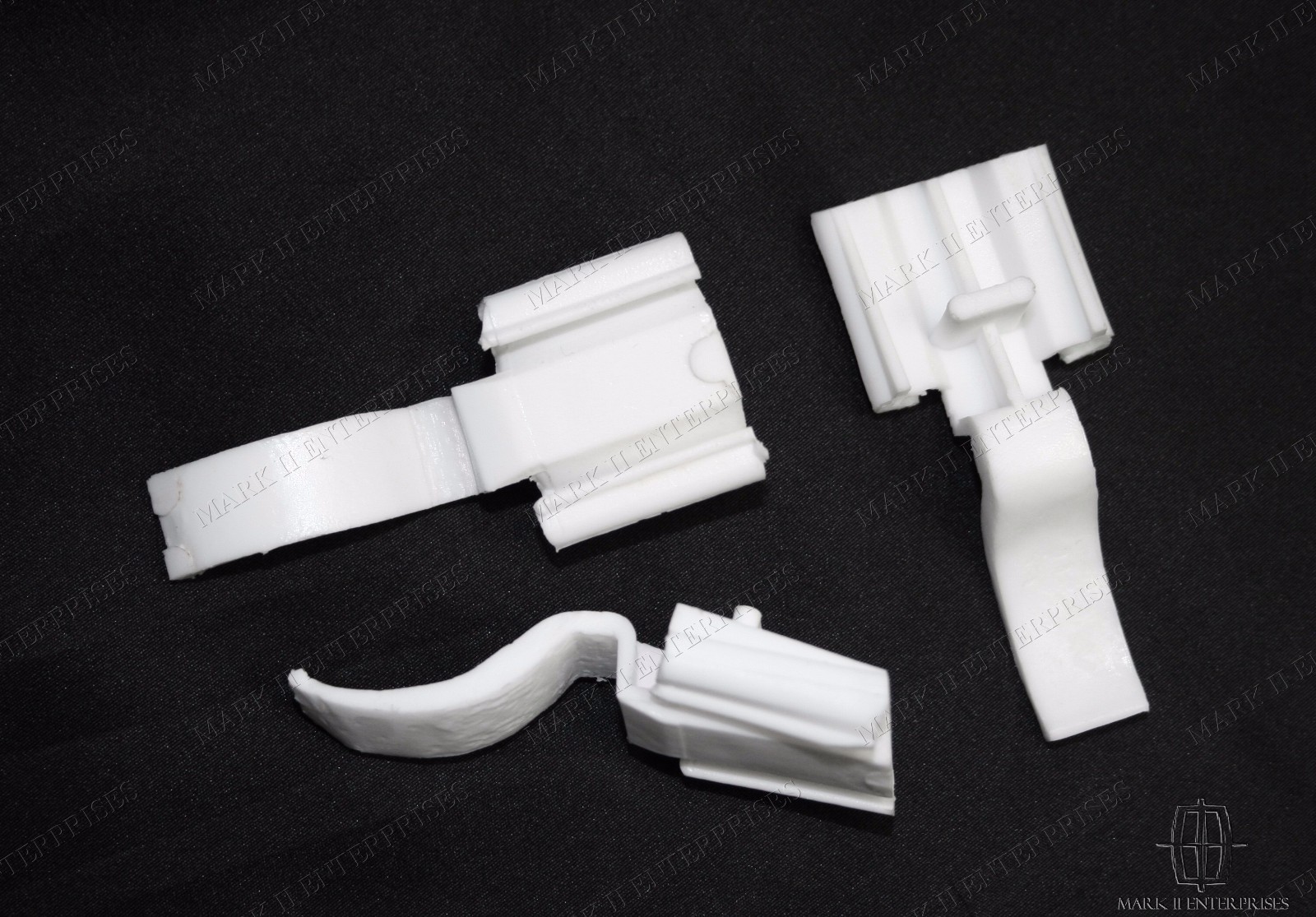 New 1977 - 1979 Lincoln Mark V Clips for Front Stone Deflector to Bumper Valance