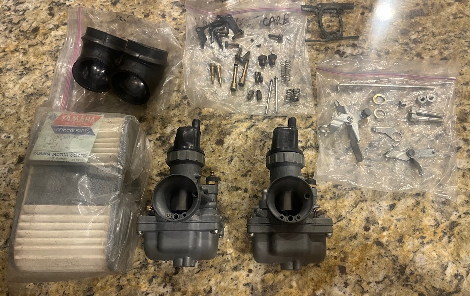 1968 Yamaha YDS5 CARBURETORS REBUILT / NOS Air Filter / intake Boots yds5e