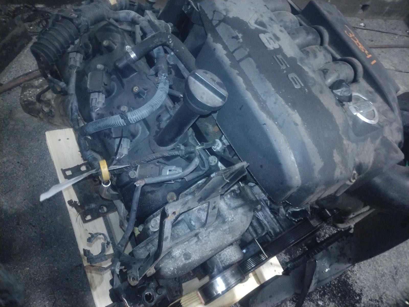 2005 Nissan Armada 5.6L V8 Engine Complete Assembly USED 194K Miles OEM