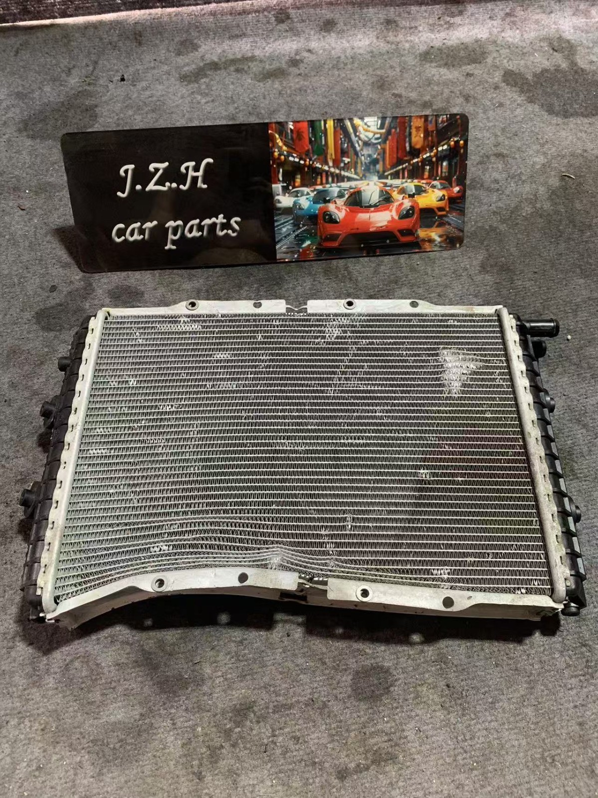 Used,For MCLAREN ARTURA LTR Right COOLER 16LA604CP 