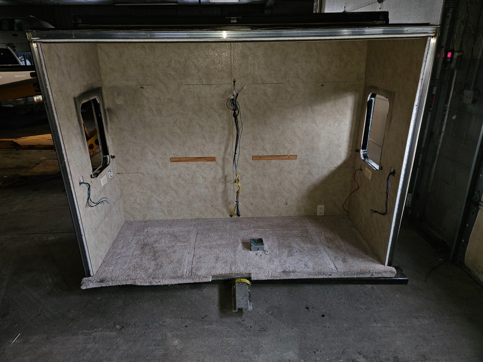 used rv slide out out of 08 holiday rambler