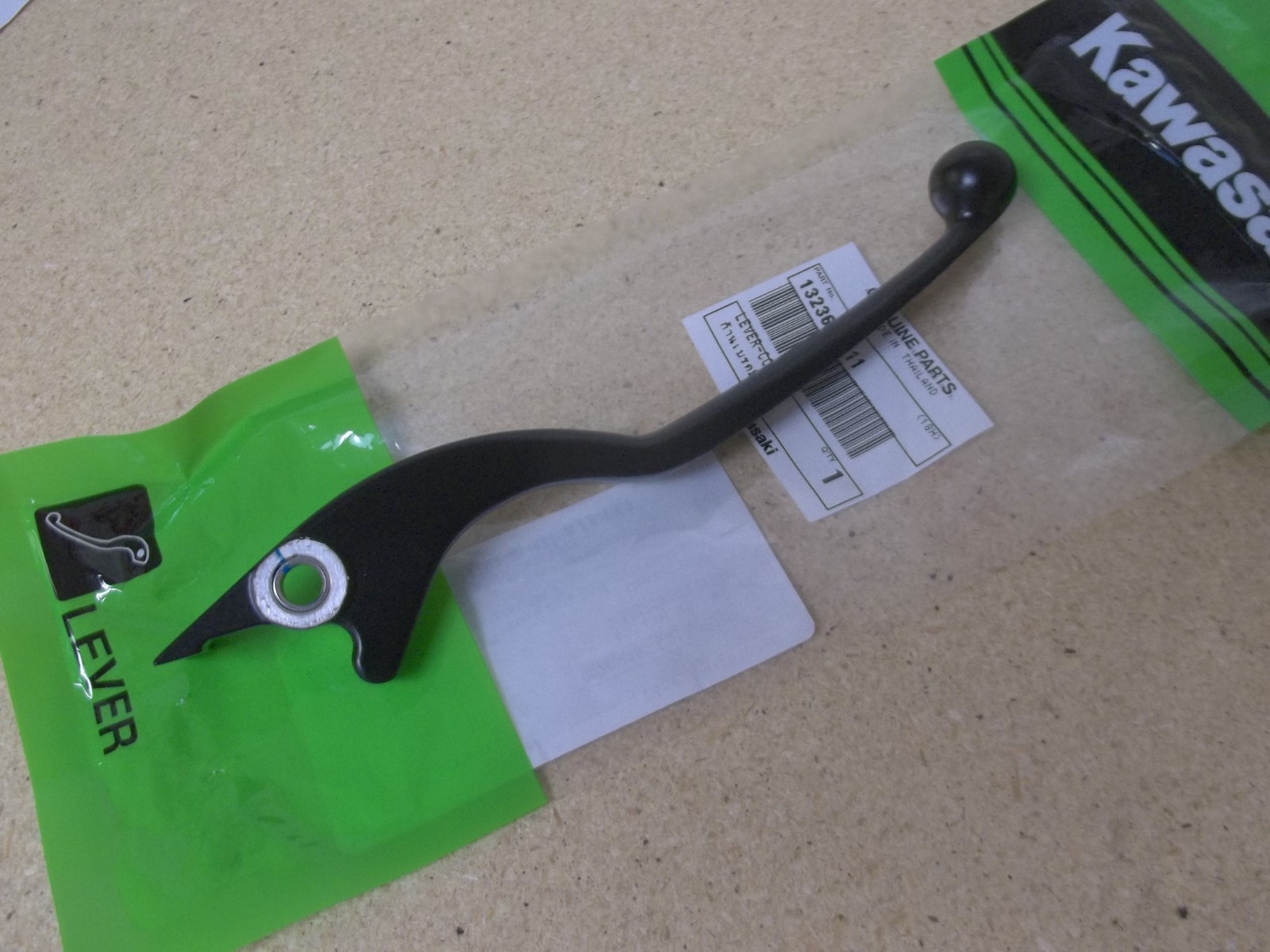 New OEM Kawasaki Ninja 400 EX400R 400 EX400R Front Brake Lever 2018 - 2024 New OEM Kawasaki Ninja 400 EX400R 400 EX400R Front Brake Lever 2018 - 2024