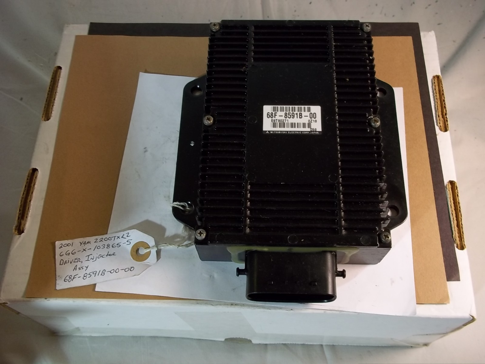 2001 Yamaha 200 HP Engine Control ECU 68F-8591B-01-00 Fresh Water Outboard TXRZ