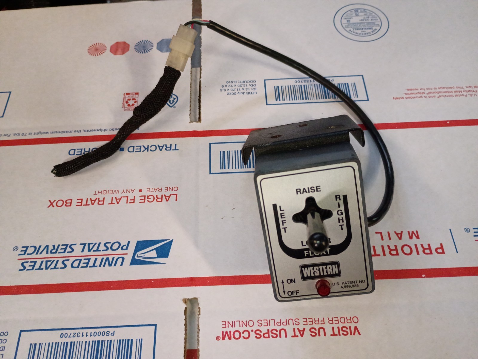 Western / Fisher Snow Plow Control 6-Pin Plug Joystick Style Controller Western / Fisher Snow Plow Control 6-Pin Plug Joystick Style Controller