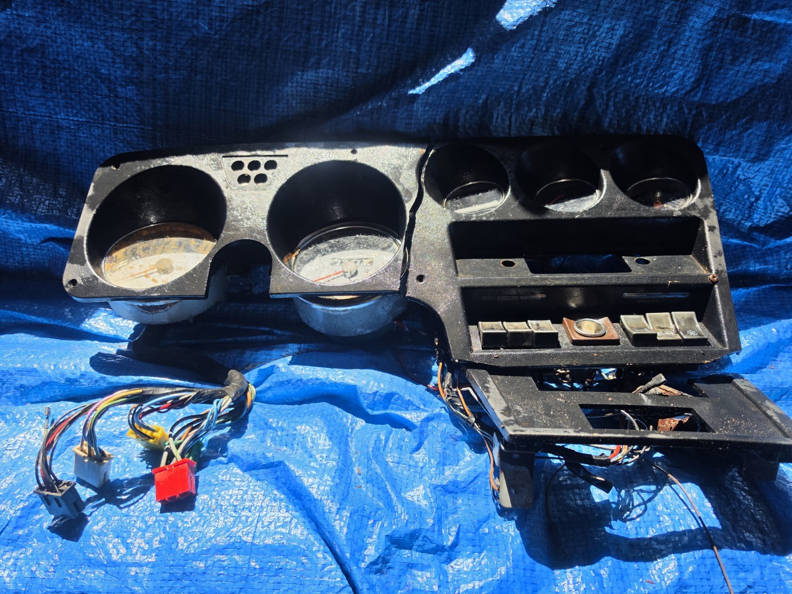 1972-73 Opel GT Good Guages And Wiring Harness With A Cracked Instrument Cluster 1972-73 Opel GT Good Guages And Wiring Harness With A Cracked Instrument Cluster
