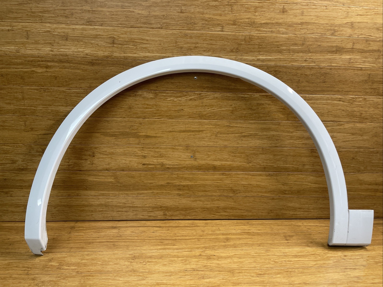 2021-2024 Audi Q5 80A Front Left Wheel Arch Flare Molding White OEM *NOTE*