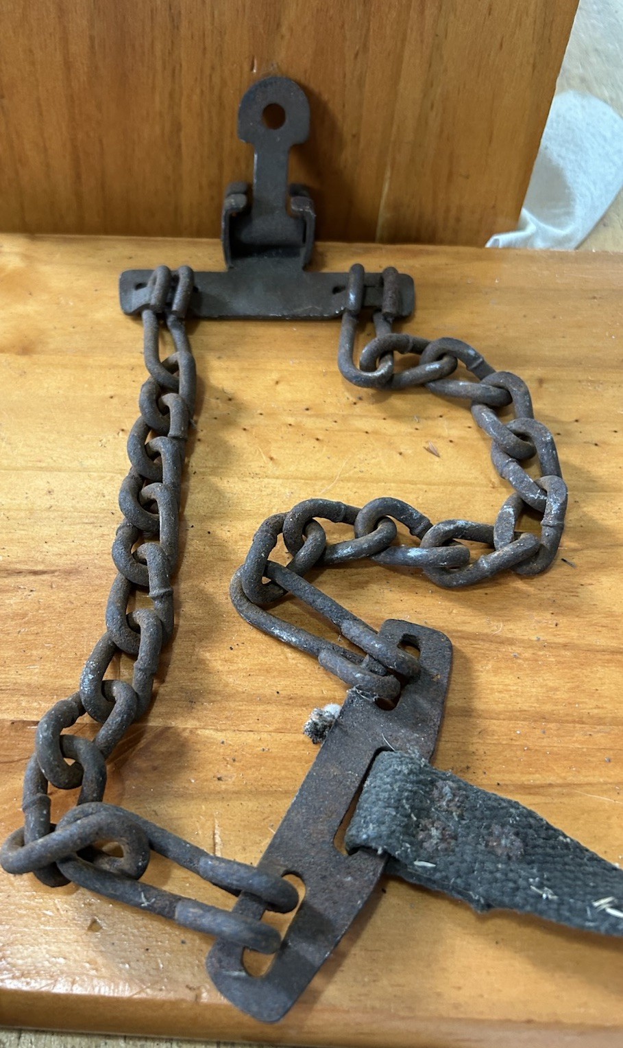 VINTAGE ANTIQUE AUTOMOBILE tire CAR TIRE SNOW CHAIN snowtire chains