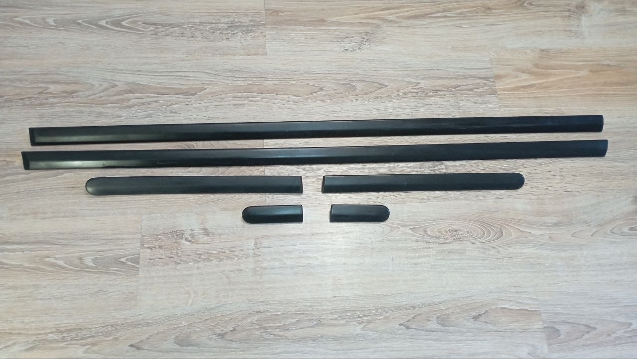 RARE JDM OEM HONDA CIVIC EK 96-00 THIN SIDE MOLDINGS SET RARE JDM OEM HONDA CIVIC EK 96-00 THIN SIDE MOLDINGS SET