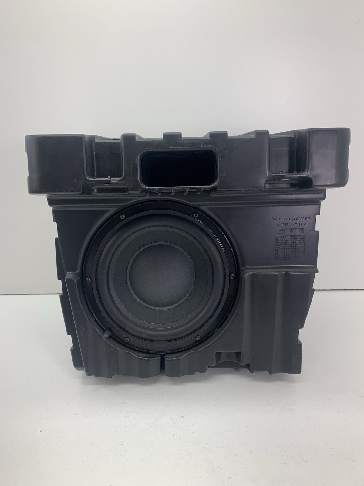 (Not Tested) 2010 - 2016 PORSCHE PANAMERA REAR TRUNK BOSE SUBWOOFER SPEAKER