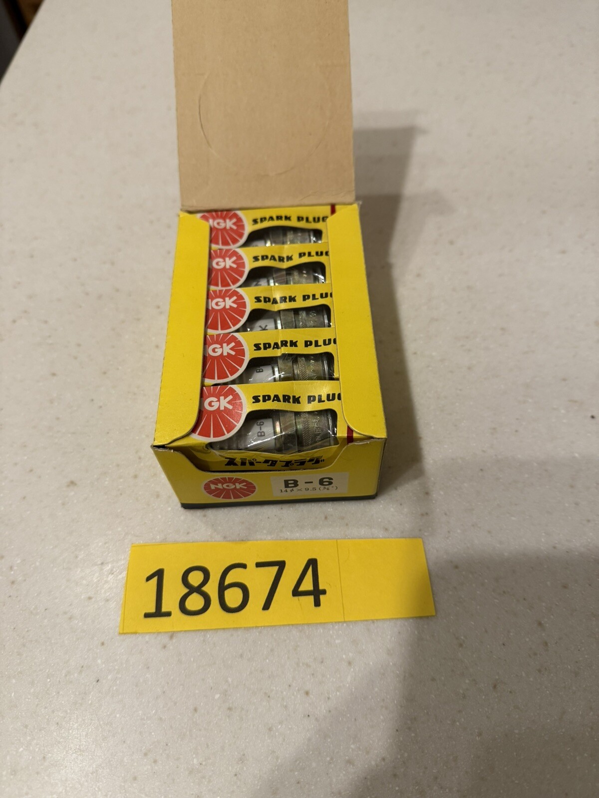NGK B-6  B6 Spark Plugs Box Of 10 Vintage Rare