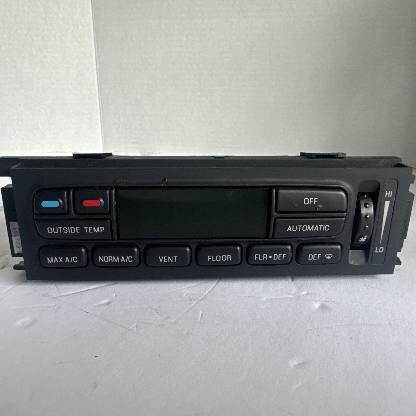 1998-2002 Lincoln Ford OEM Digital Climate Control A/C Heat F6VF18D419AA 1998-2002 Lincoln Ford OEM Digital Climate Control A/C Heat F6VF18D419AA
