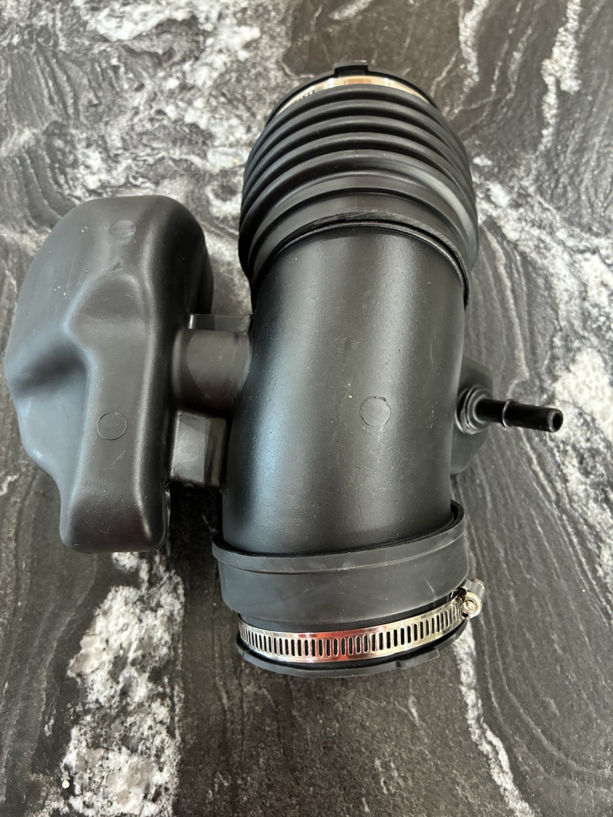 Engine Air Intake Hose Dorman 696-019 - 2012-17 GMC Acadia, Chevy Equinox, Encla Engine Air Intake Hose Dorman 696-019 - 2012-17 GMC Acadia, Chevy Equinox, Encla
