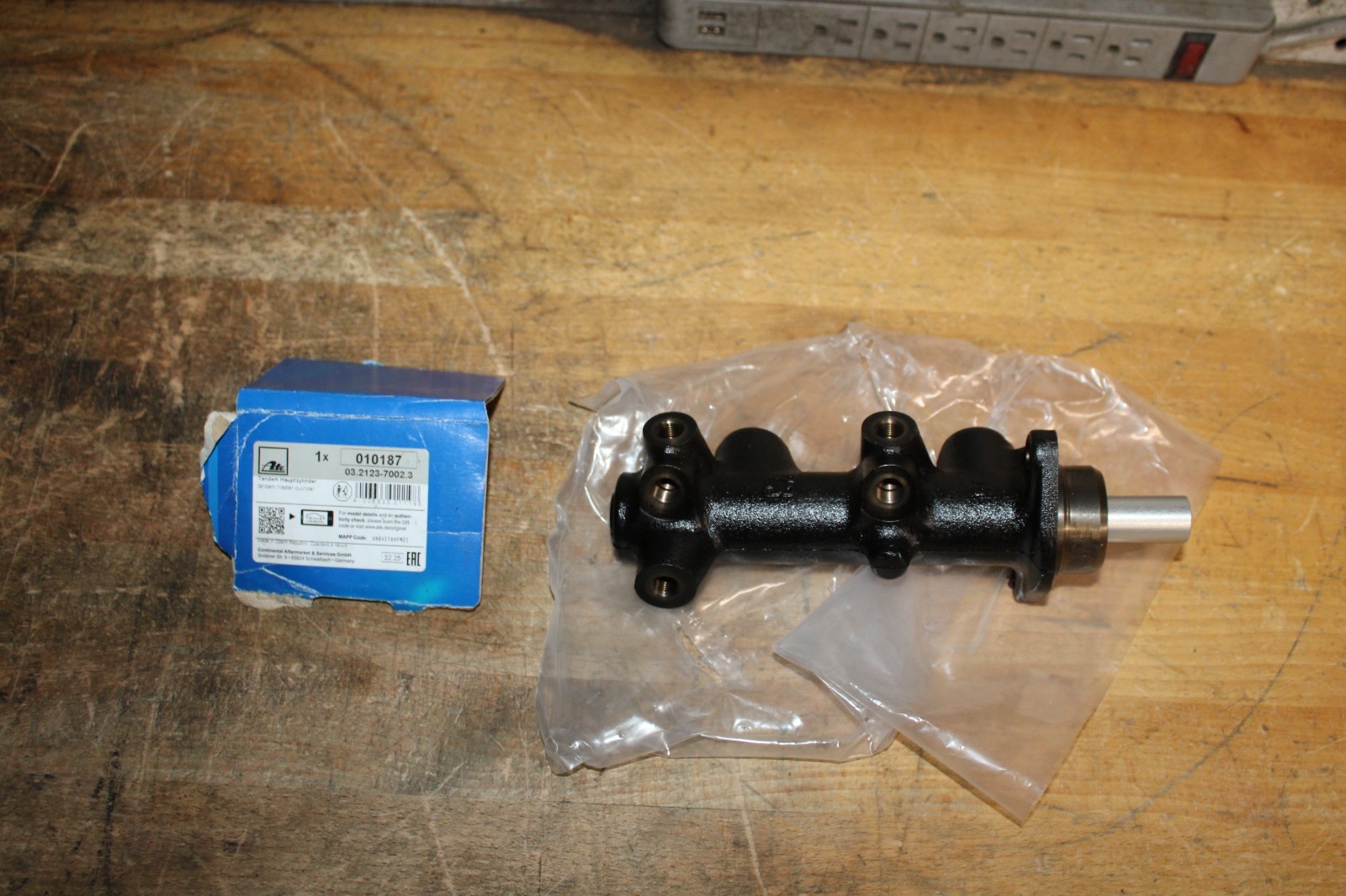 ATE Brakes Master Cylinder For BMW E12 E24 E3 E9 34311120832