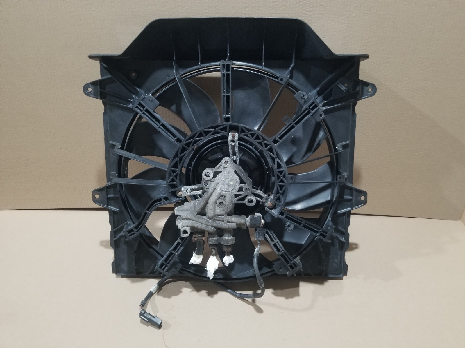 01-04 Jeep Grand Cherokee V8 4.7 Hydraulic Engine Cooling Fan Assembly