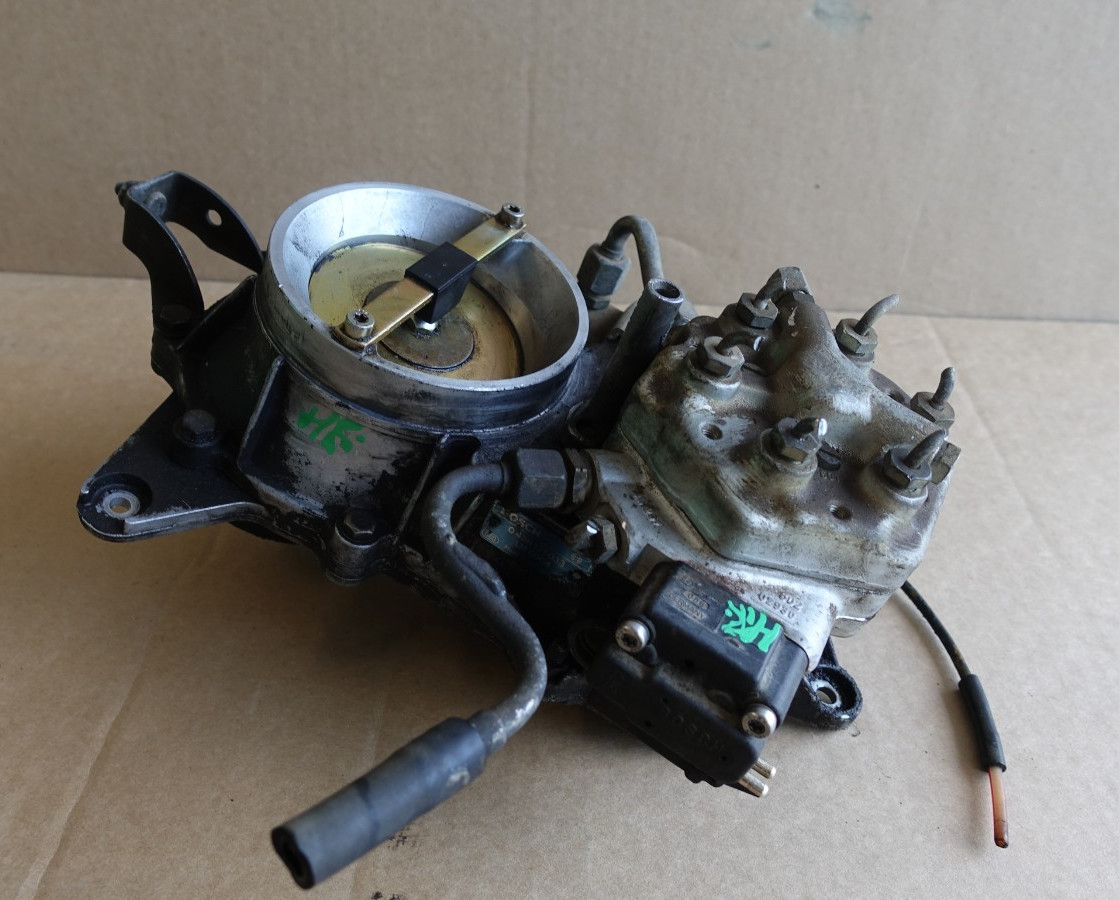 1989 Mercedes 300sel OEM Fuel Distributor Bosch 0438101012