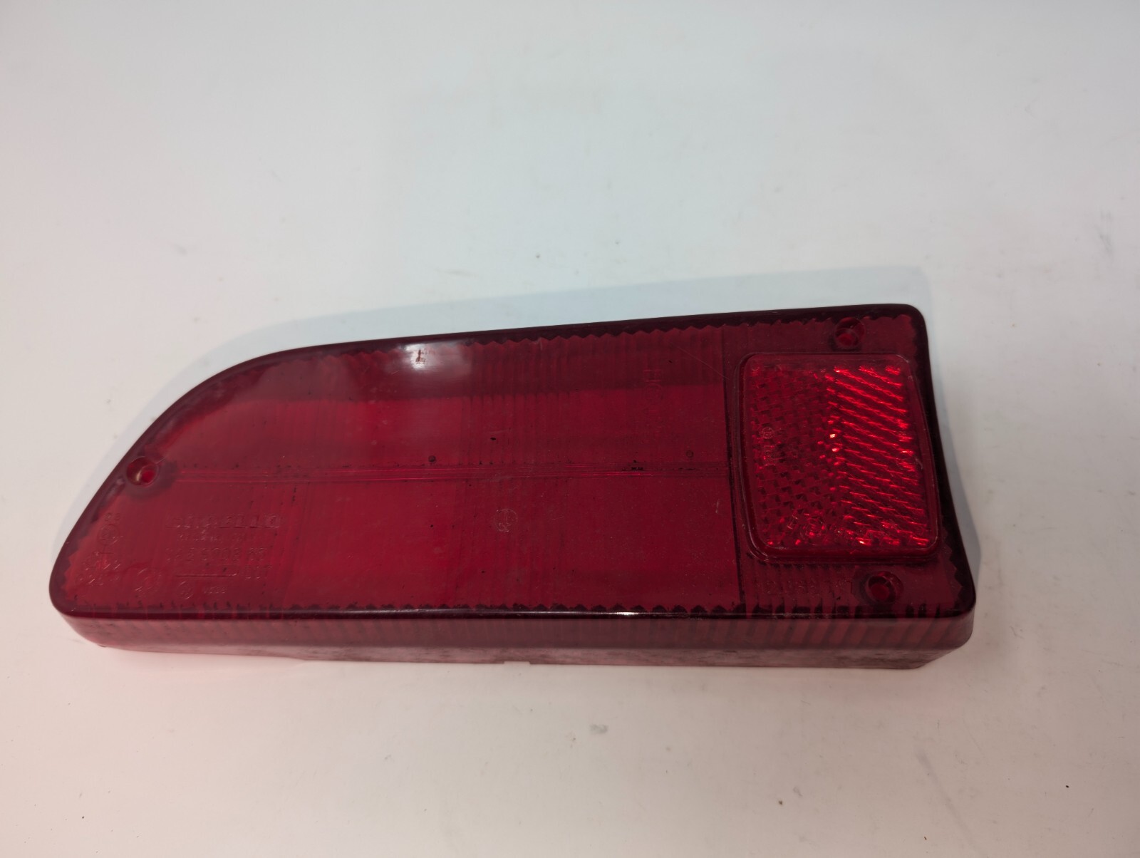 Carello Rear Tail Lamp Lens 12.633.717  Left (155)