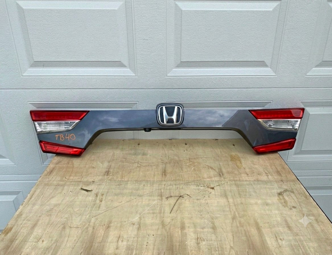 OEM 2018-2022 Honda Accord Trunk Tailgate Molding w/ Camera Taillights 74890-TVA