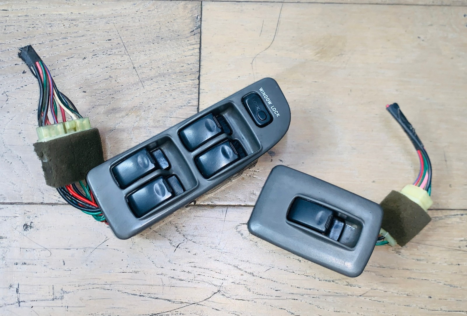 OEM 99 - 02 Kia Sportage Master Power Window Switch + Passenger Window Switch