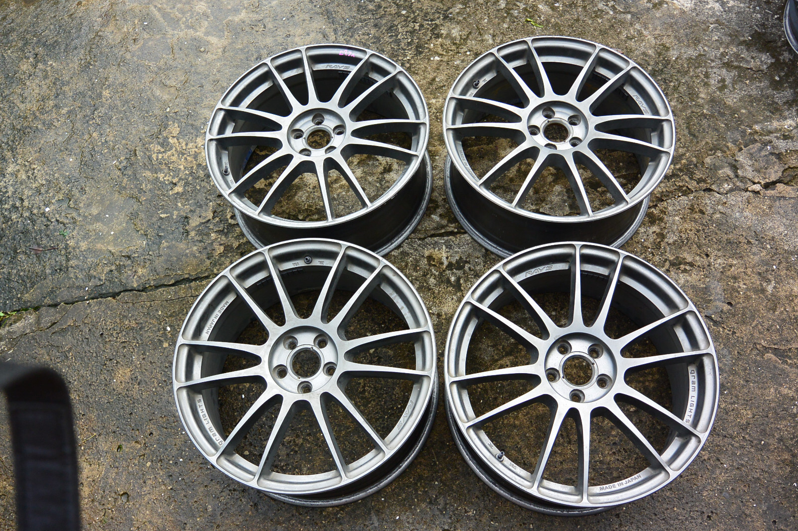 JDM 18\