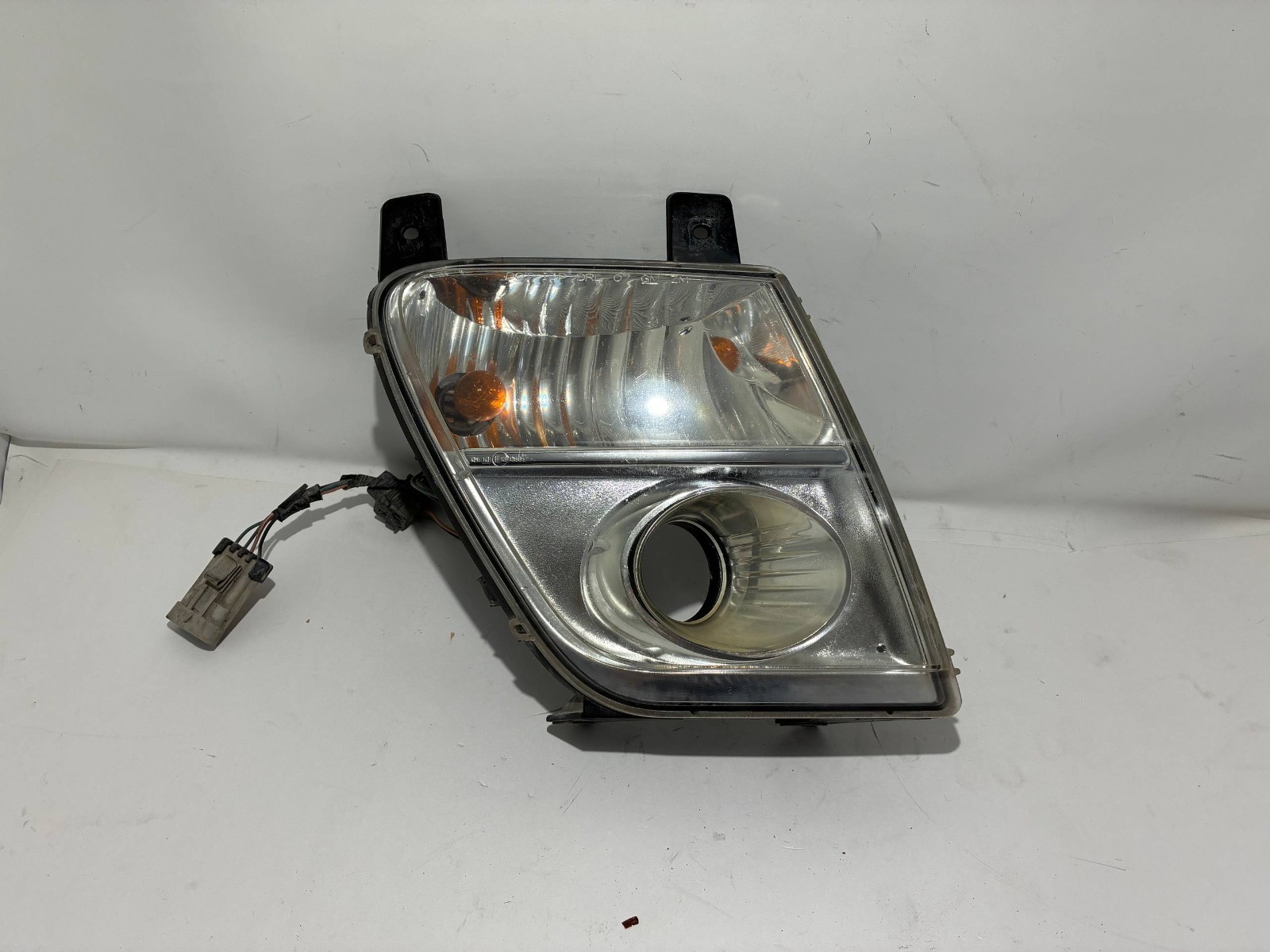 Saturn Sky Right Passenger Fog/Turn Light 2007-2009 base
