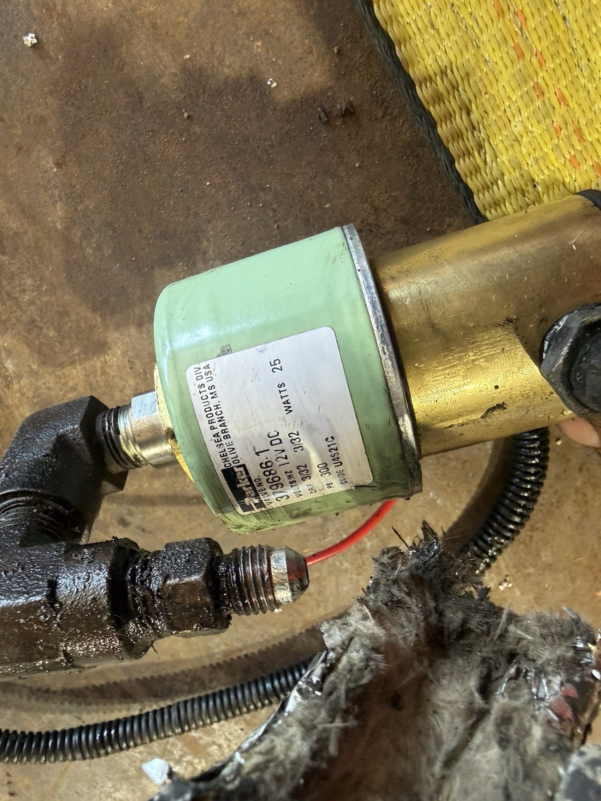 NEW PARKER CHELSEA 379686-1 PTO TAKE-OFF SOLENOID VALVE 12VDC 25W