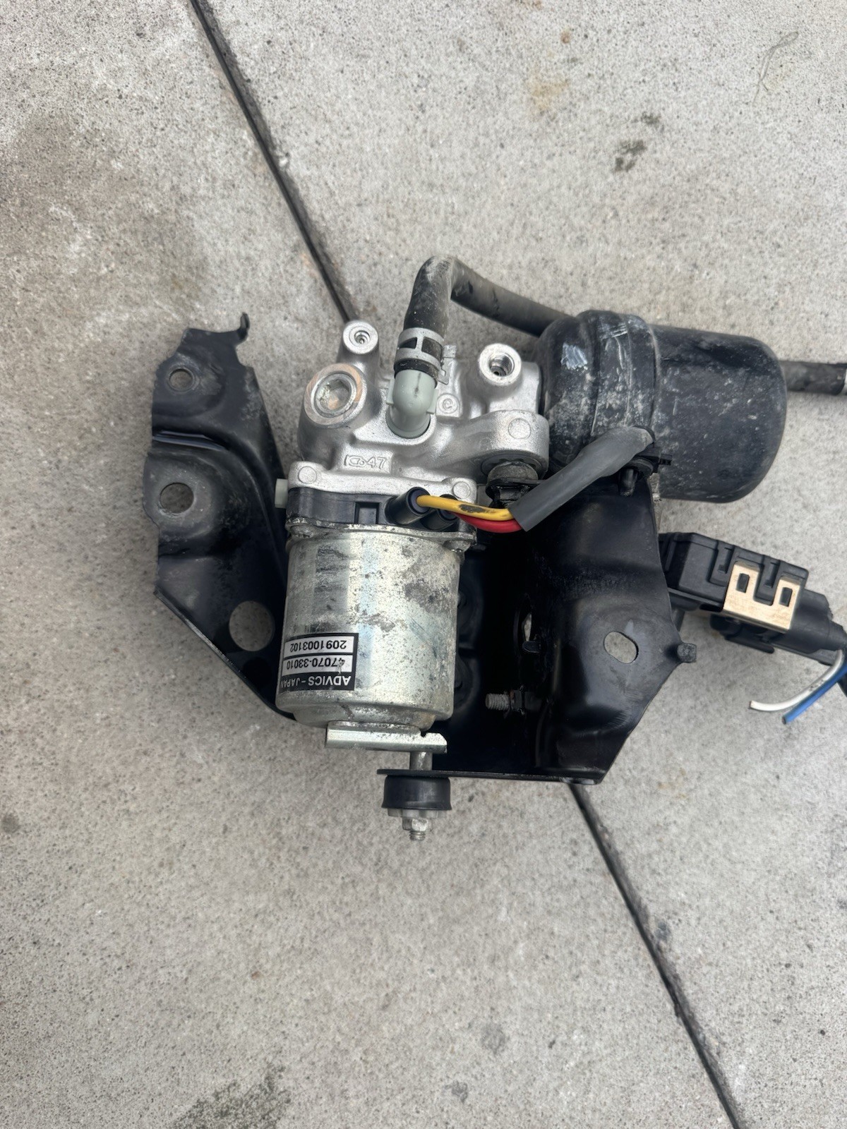 ✅✅12-17 Toyota Camry Hybrid ABS Brake Pump Booster 47070-33010 OEM ✅✅12-17 Toyota Camry Hybrid ABS Brake Pump Booster 47070-33010 OEM