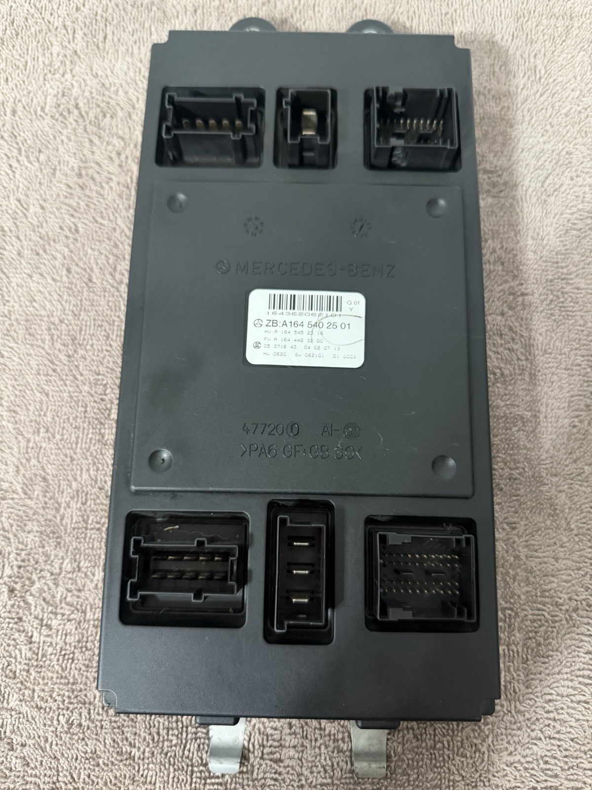 2006-13 Mercedes W164 ML500 GL450 ML550 Front SAM Control Module 1645404301
