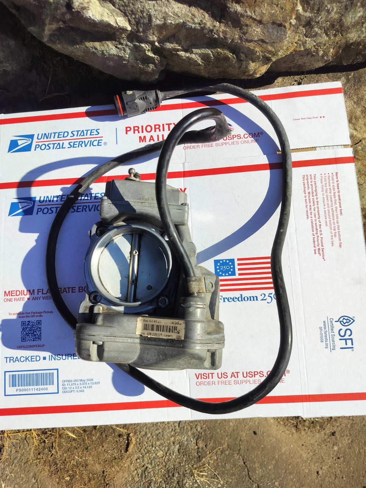 94-95 Mercedes W140 S500 THROTTLE BODY 000 141 8925 with ASR update 04 94-95 Mercedes W140 S500 THROTTLE BODY 000 141 8925 with ASR update 04