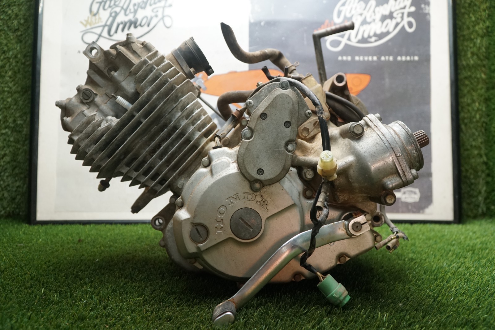 1985-1987 Honda Fourtrax 250 TRX250 OEM Complete Engine Motor Running Assembly 1985-1987 Honda Fourtrax 250 TRX250 OEM Complete Engine Motor Running Assembly