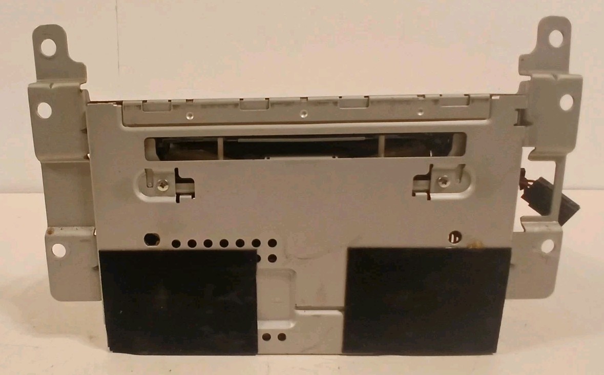 2008-2012 Ford Escape  Audio Control Module  CD Player-Radio-MP3 Assembly OEM