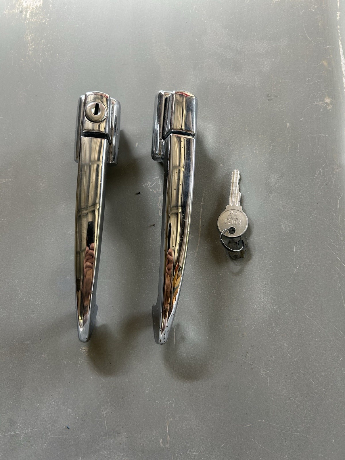 Vintage Pair Factory Vw Beetle 1960-1964 Door Handles With Key