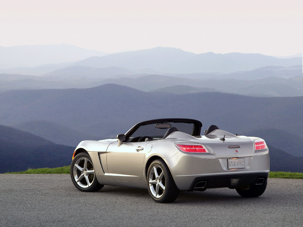2007 Saturn Sky Red Line